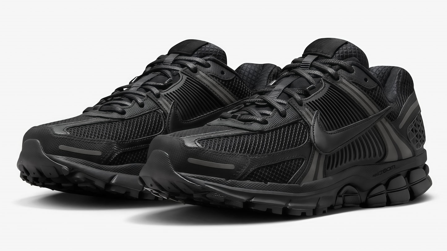 Nike Zoom Vomero 5 Triple Black